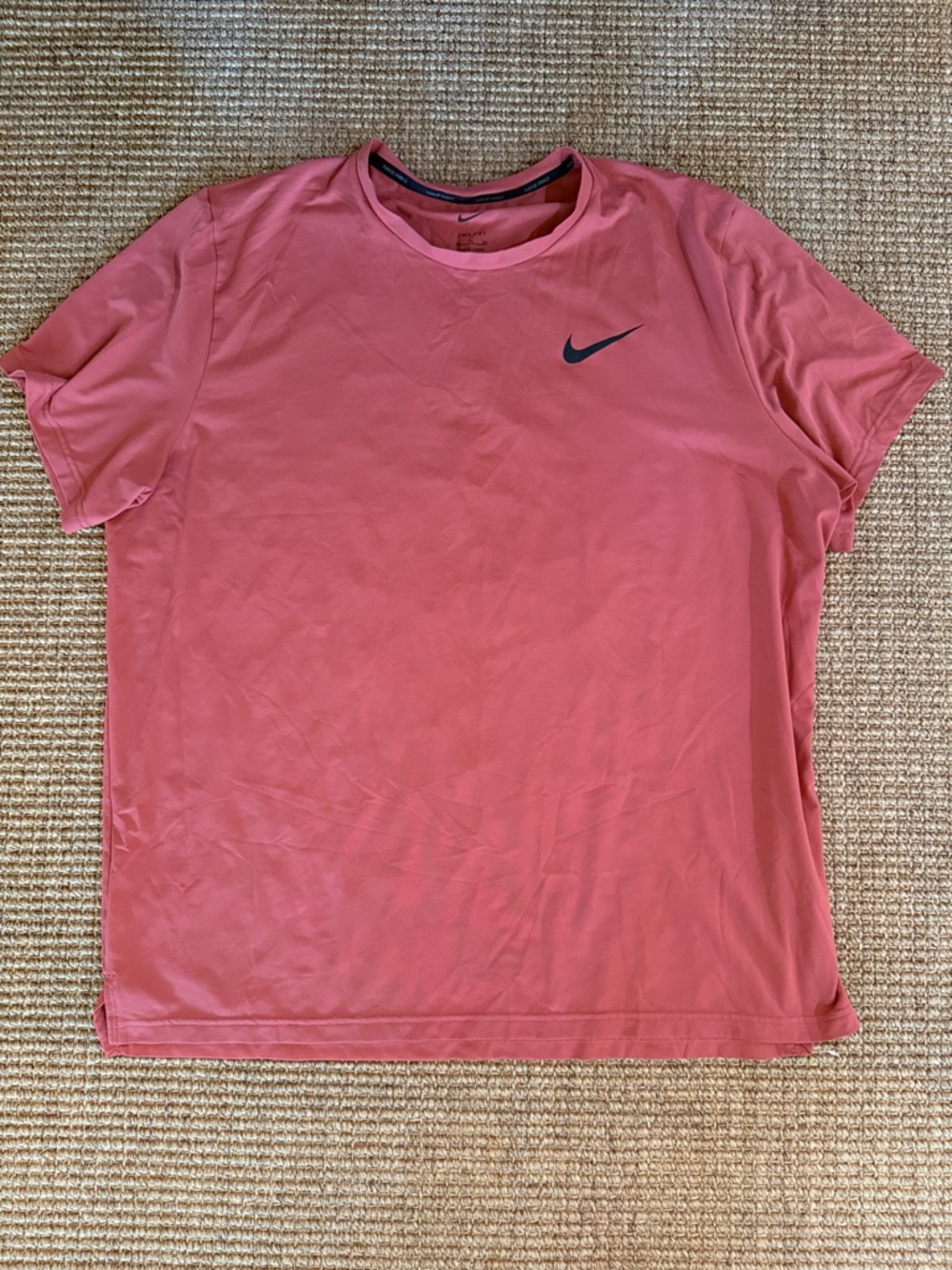 Nike XL Dri-Fit short sleeve shirt